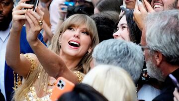 Chica se vuelve viral al casarse con vestido de Taylor Swift