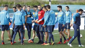 Entrenamiento del Villarreal en el d&iacute;a de ayer. 