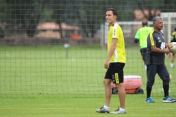 Seijas, el protagonista de la práctica, antes de su último partido en El Campín