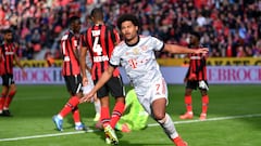 Bayern Munich score five first-half goals against Bayer Leverkusen