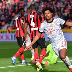 Bayern Munich score five first-half goals against Bayer Leverkusen