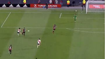 La asistencia de Carrascal por la que es elogiado en Argentina