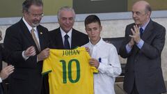 Brasil homenajea al niño rescatista de la tragedia