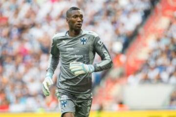 Portero ecuatoriano de Rayados de Monterrey. Fue titular con su selección en la Copa América Centenario.