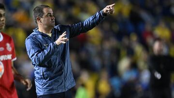 Andre Soares Jardine head coach of Americaduring the final first leg match between America and Toluca as part of the Liga BBVA MX, Torneo Clausura 2025 at Ciudad de los Deportes Stadium on May 22, 2025 in Mexico City, Mexico.