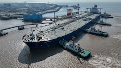 New discovery of a huge oil field in the South China Sea: A threat to the US economy?