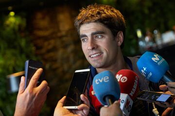 La concentración del Movistar en Navarra con Landa, Quintana y Valverde