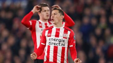 El PSV de Guardado y Moreno le mete presión al Ajax