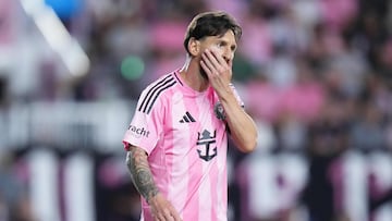 FORT LAUDERDALE, FLORIDA - FEBRUARY 22: Lionel Messi #10 of Inter Miami CF reacts during the MLS match between Inter Miami CF and New York City FC at Chase Stadium on February 22, 2025 in Fort Lauderdale, Florida. Rich Storry/Getty Images/AFP (Photo by Rich Storry / GETTY IMAGES NORTH AMERICA / Getty Images via AFP)