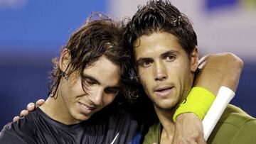 Rafa Nadal saluda a Fernando Verdasco tras su partido de semifinales en el Open de Australia 2009.