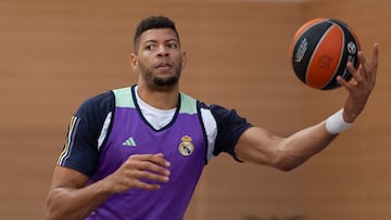 Edy Tavares, en un entrenamiento del Real Madrid.