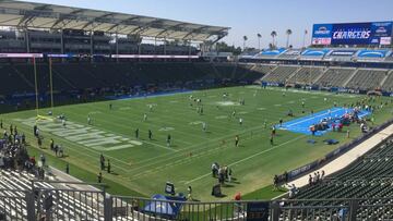 Un fan de Chargers se enfrenta a la NFL con una valla publicitaria