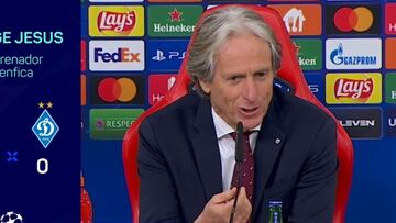 El entrenador del Benfica le da las gracias al Bayern por ganar al Barça y no se aguanta la risa