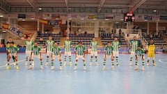 Imagen de la plantilla del Real Betis de F&uacute;tbol Sala antes de un entrenamiento.