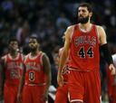 Mirotic (29) logra su máxima anotación pero Chicago cae