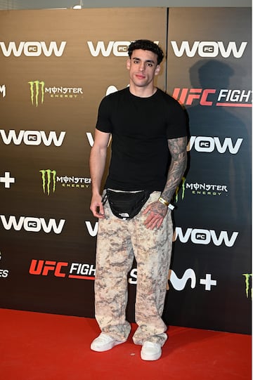 Isaac Belk asiste al evento WOW 17.