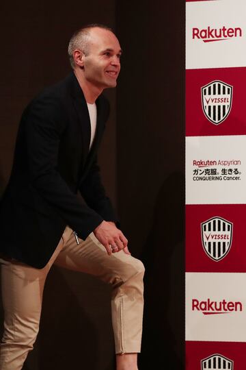 La presentación de Andrés Iniesta con el Vissel Kobe en imágenes