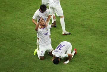 Alegr¨ªa de Caio (Al-Ain) tras marcar el 2-2.