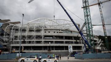Las obras de remodelación y de ampliación de aforo de Anoeta están en plena ejecución.