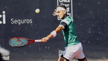 El número dos del país venció a Jozef Kovalik y ahora se medirá ante el primer favorito del certamen. Chile asegura un representante en cuartos de final.