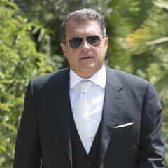 Laporta firma por la moción de censura contra Bartomeu