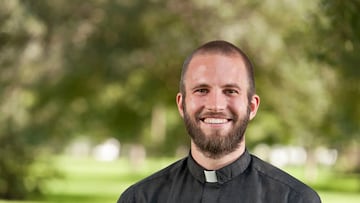 Brian Strassburger y su peculiar ayuda que tiene con los inmigrantes