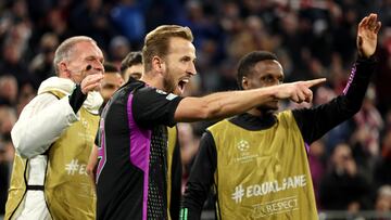 Munich (Germany), 08/11/2023.- Munich's Harry Kane (2-R) celebrates with teammates after scoring the 2-0 lead during the UEFA Champions League Group A match between FC Bayern Munich and Galatasaray SK, in Munich, Germany, 08 November 2023. (Liga de Campeones, Alemania) EFE/EPA/ANNA SZILAGYI
