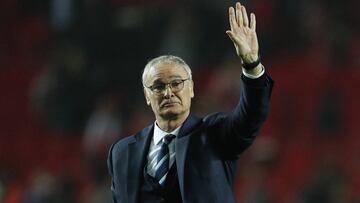 El Leicester despide a Ranieri