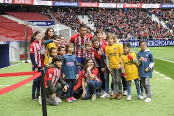 Multitudinaria presentación de Diego Costa y Vitolo