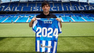 Renovaci¨®n de David Silva con la Real Sociedad