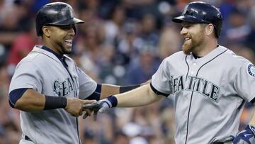 DETROIT, MI - JUNE 20: Adam Lind #26 of the Seattle Mariners, right, is congratulated by Nelson Cruz #23 of the Seattle Mariners after hitting a two-run home run against the Detroit Tigers during the fifth inning at Comerica Park on June 20, 2016 in Detroit, Michigan.   Duane Burleson/Getty Images/AFP
 == FOR NEWSPAPERS, INTERNET, TELCOS &amp; TELEVISION USE ONLY ==