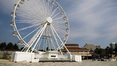 BOURNEMOUTH,  - MARCH 28: Views of Bournemouth Beach Ferris Wheel grounded to a halt on March 28, 2020 in Bournemouth, United Kingdom. The Coronavirus (COVID-19) pandemic has spread to many countries across the world, claiming over 25,000 lives and infect