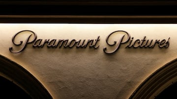 FILE PHOTO: The logo of Paramount Pictures studios is pictured in Los Angeles, California, U.S., September 24, 2023. REUTERS/David Swanson/File Photo