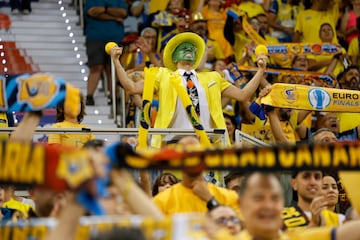 Triunfo, celebración y premio doble para el Gran Canaria. Campeón de la Eurocup y clasificación directa para la Euroliga la próxima temporada.