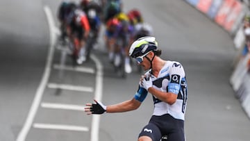 Movistar Team rider Javier Romo Oliver from Spain reacts after winning stage 3 of the Tour Down Under cycling race in Adelaide on January 23, 2025. (Photo by Brenton Edwards / AFP)