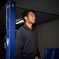Cuadrado se suma a Falcao en defensa de Amir Nasr-Azadani