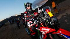 Brabec Ricky (usa), Honda, Monster Energy Honda Team 2020, Moto, Bike, portrait during Stage 4 of the Dakar 2020 between Neom and Al Ula, 676 km - SS 453 km, in Saudi Arabia, on January 8, 2020 - Photo Fr&eacute;d&eacute;ric Le Floc&#039;h / DPPI
 
 
 08/01/2020 ONLY FOR USE IN SPAIN