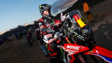 Brabec Ricky (usa), Honda, Monster Energy Honda Team 2020, Moto, Bike, portrait during Stage 4 of the Dakar 2020 between Neom and Al Ula, 676 km - SS 453 km, in Saudi Arabia, on January 8, 2020 - Photo Fr&eacute;d&eacute;ric Le Floc&#039;h / DPPI
 
 
 08/01/2020 ONLY FOR USE IN SPAIN