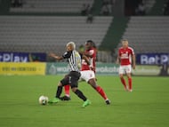 Partido de Liga BetPlay entre Once Caldas y Santa Fe.