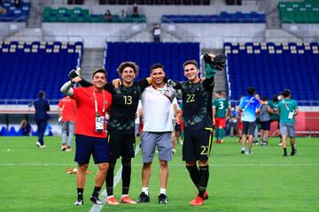 En imágenes: Así festejó el Tri Olímpico su medalla de bronce