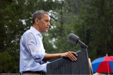 ? Official White House Photo by Pete Souza
https://www.flickr.com/photos/whitehouse/