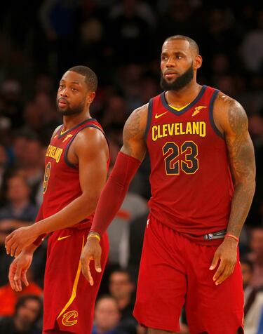 Era verano de 2017, LeBron ya era campeón con Cleveland y Wade terminaba contrato con Miami Heat. Wade firmó con los Cavs, pero solo estuvo pocos meses, ya que antes del tradeline, Wade regresó a sus Miami Heat.