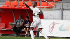 Dazzling Vinicius Castilla display as Lopetegui watches on