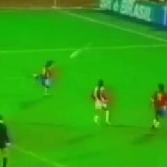 La notable volea 'a lo Zidane' de Estay en la Copa América 1991