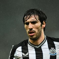 Sandro Tonali banned for ten months: which other soccer players were punished for gambling?