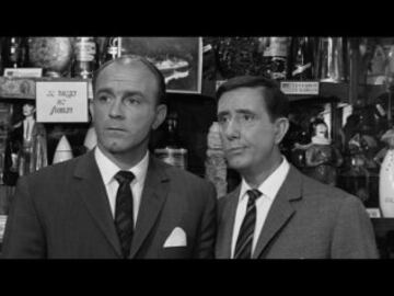 Alfredo Di Stéfano con Manolo Gómez Bur en una escena de la película "La batalla del domingo" de 1963.