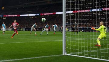 Un penalti fue suficiente para que el Atlético venciera al Depor