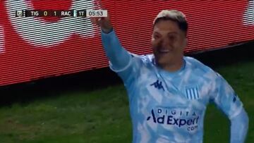 En su tercer partido con Racing, el colombiano demostró su calidad con esta impecable anotación.