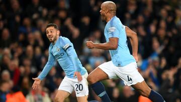 Silva wants Kompany to renew with City for a "few more years"