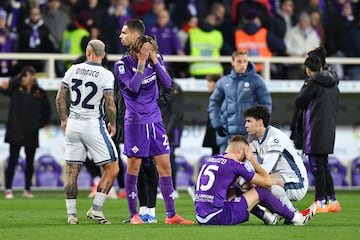 Edoardo Bove, de la Fiorentina, se desplomó al suelo durante el partido entre Fiorentina e Inter